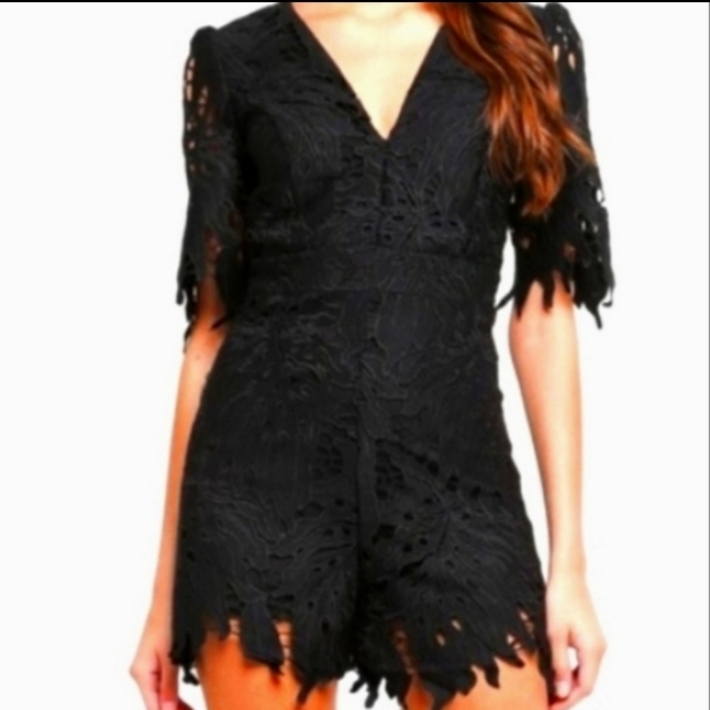 NWT Bardot "Amalfi" Guipure Lace Playsuit Size 6